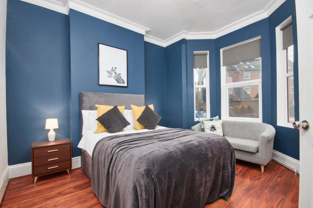 5 Bed House In Leamington Spa Perfect For Contractors With 7 Beds By Purestay - 14 Night Min! Екстер'єр фото