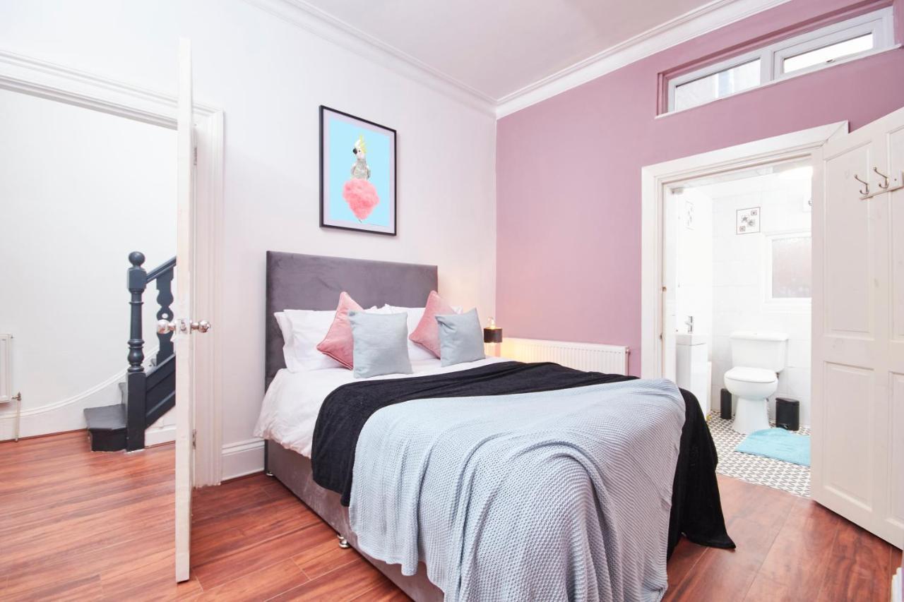 5 Bed House In Leamington Spa Perfect For Contractors With 7 Beds By Purestay - 14 Night Min! Екстер'єр фото